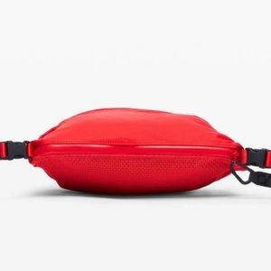 NWT Lululemon all hours belt bag